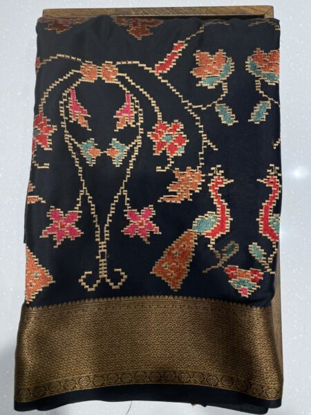 Black Meenakari Thread work Banarasi crepe saree
